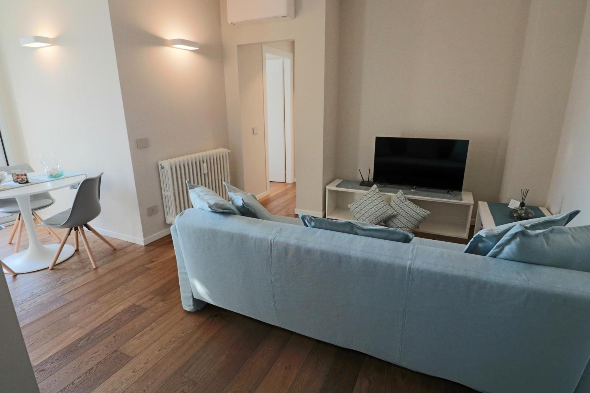 Isola Aparthotel Milan